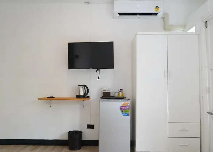 Hotel Roomquest It Square Don Mueang Airport Bangkok