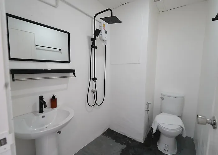 Roomquest It Square Don Mueang Airport