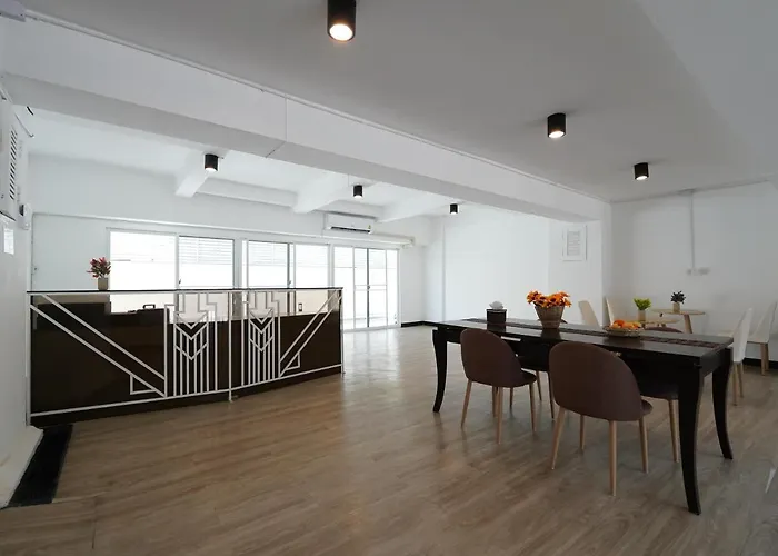 Roomquest It Square Don Mueang Airport