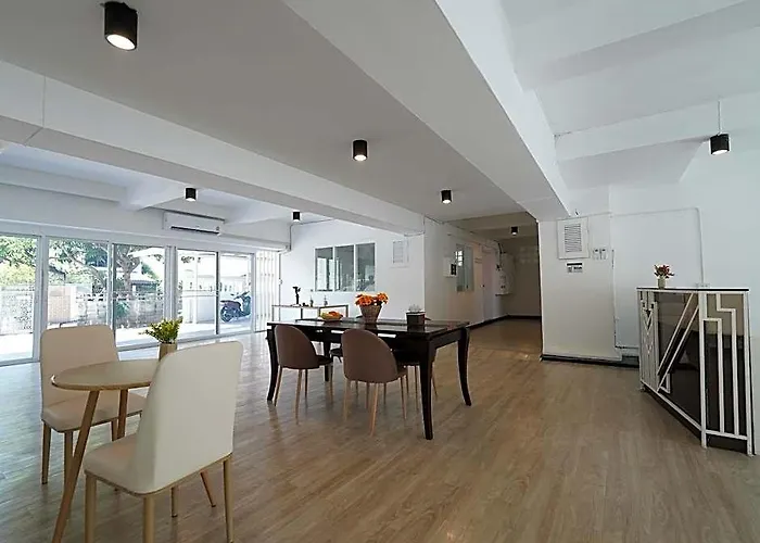 Roomquest It Square Don Mueang Airport