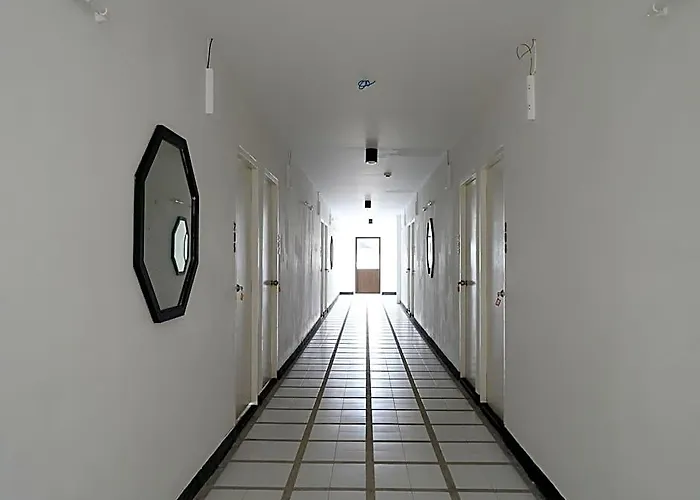 Roomquest It Square Don Mueang Airport Hotel