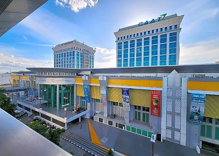 Hotel Roomquest It Square Don Mueang Airport