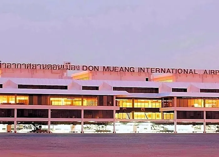 Roomquest It Square Don Mueang Airport