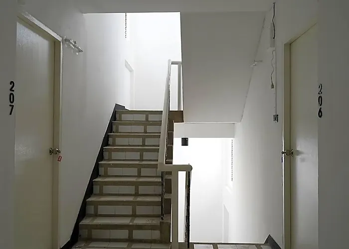 Roomquest It Square Don Mueang Airport Hotel