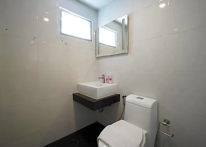 Roomquest It Square Don Mueang Airport